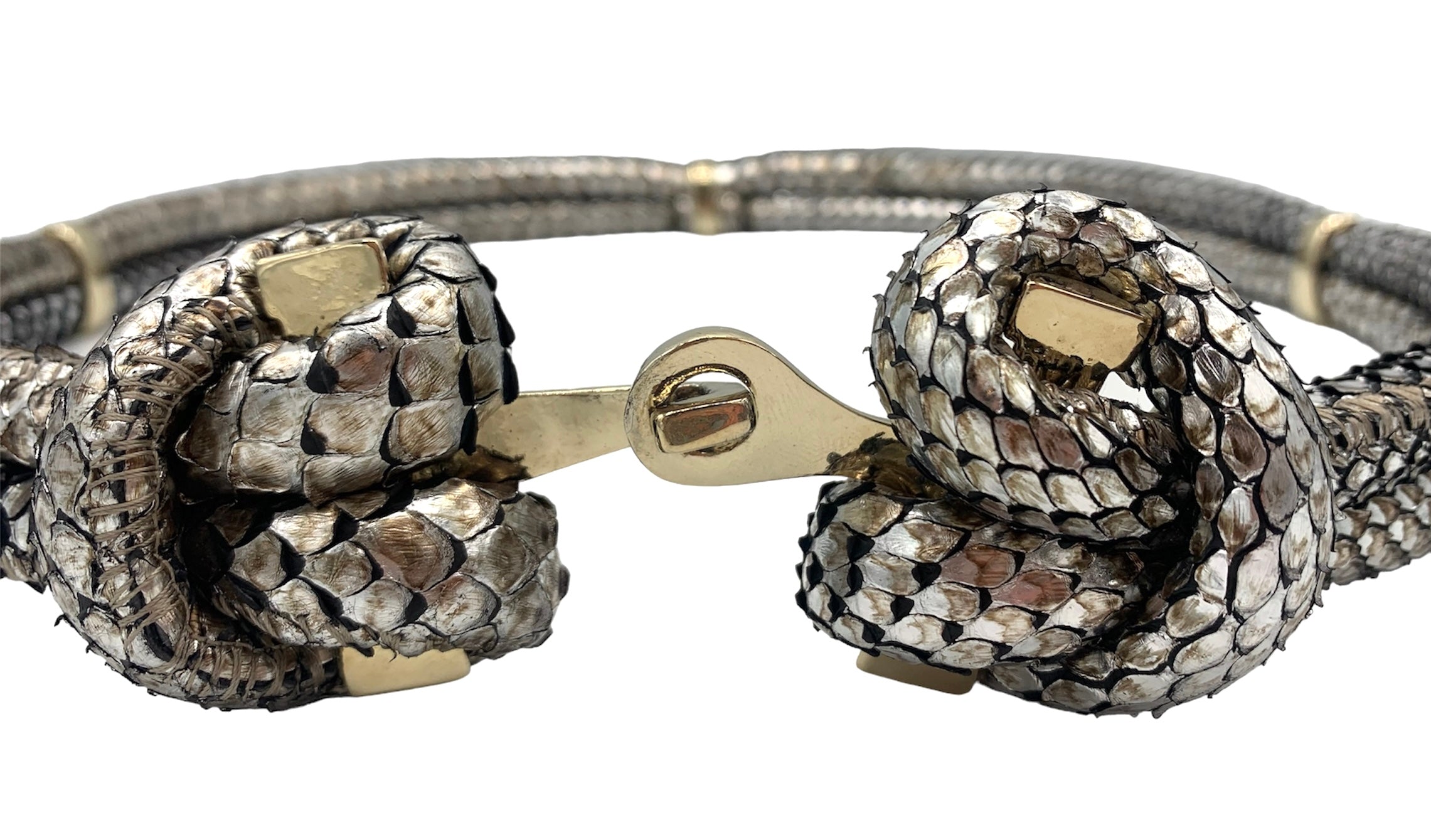Oscar de la Renta Metallic Snakeskin Leather Knotted Belt, close-up