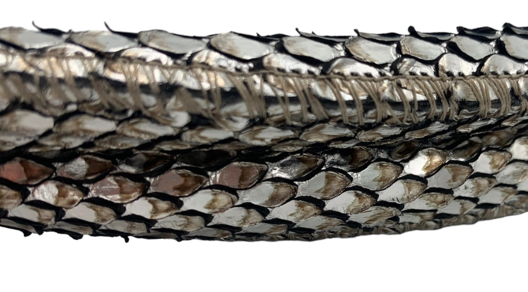 Oscar de la Renta Metallic Snakeskin Leather Knotted Belt, detail
